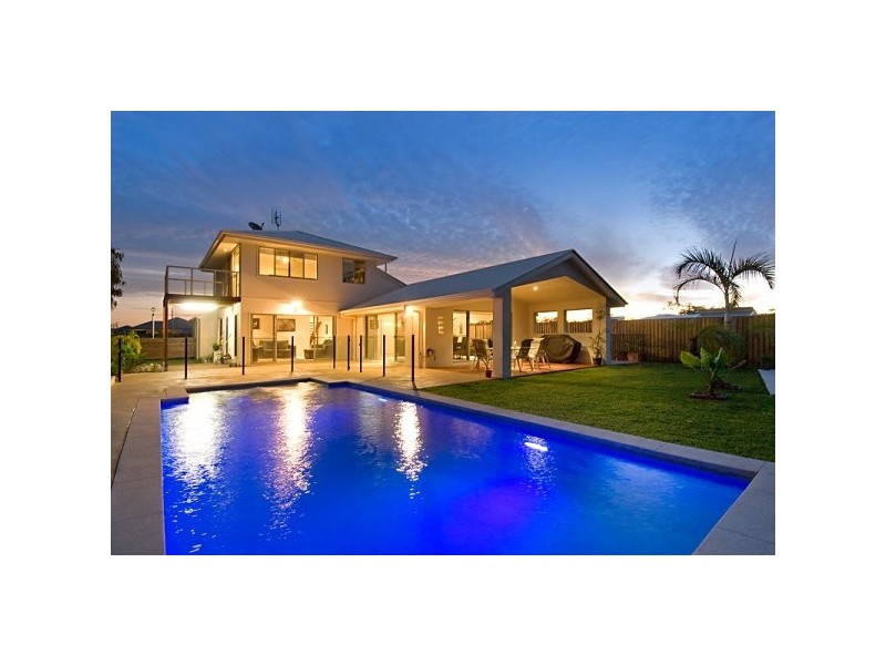 21 Longcove Place, Peregian Springs QLD 4573