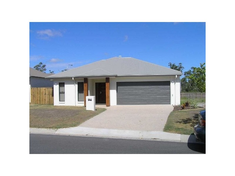 7 Riviera Crescent, Peregian Springs QLD 4573