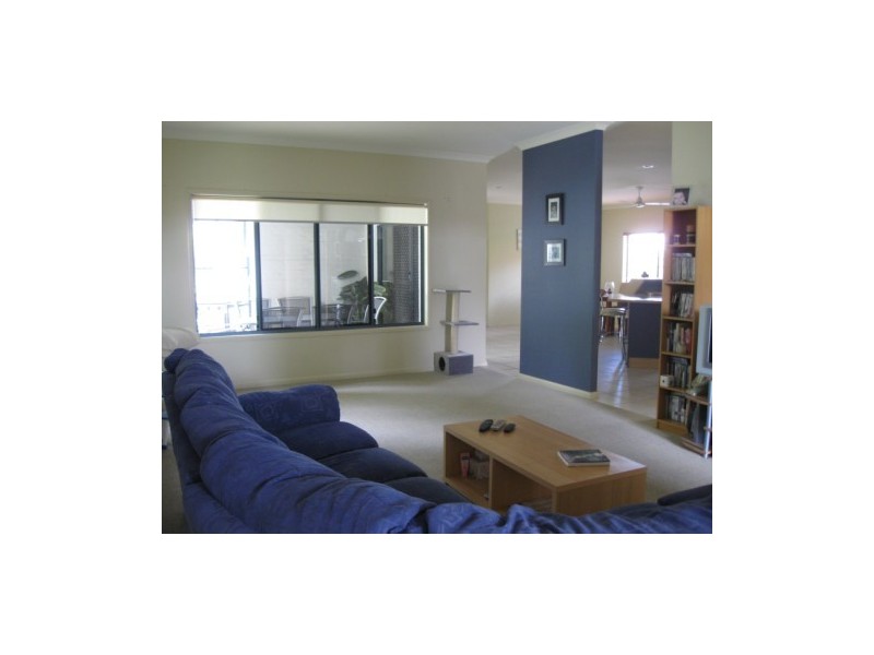 17 Longwood Drive, Peregian Springs QLD 4573