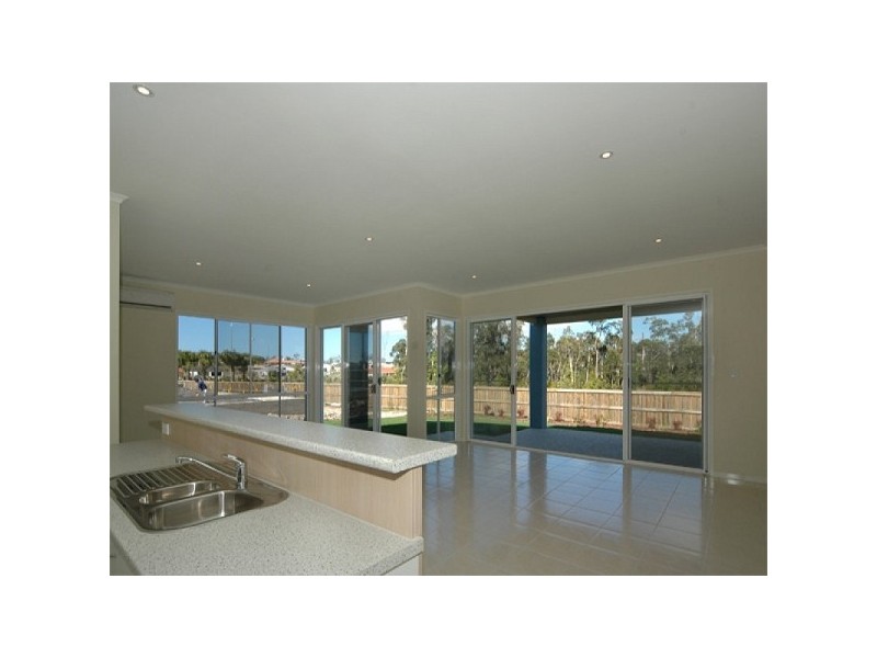 5 Maddens Crescent, Peregian Springs QLD 4573