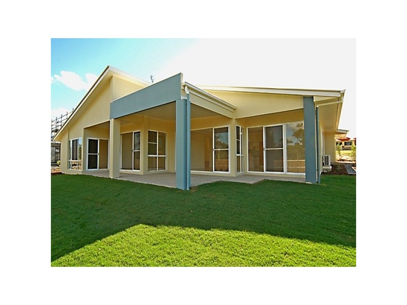 5 Maddens Crescent, Peregian Springs QLD 4573