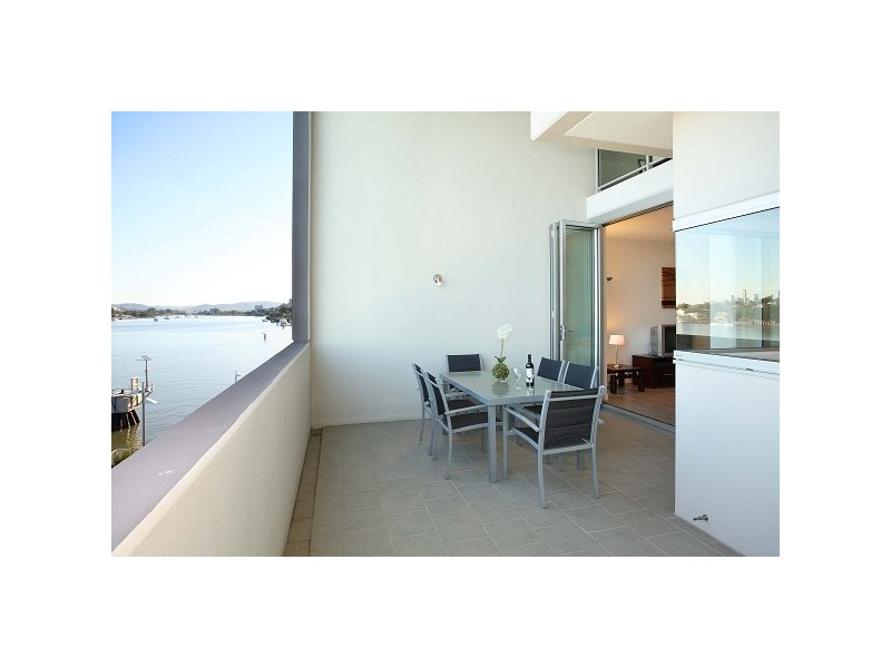 146/35 Harbour Rd, Hamilton QLD 4007