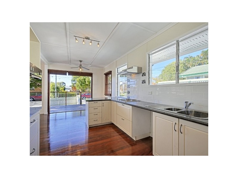 16 Brant Street, Bracken Ridge QLD 4017