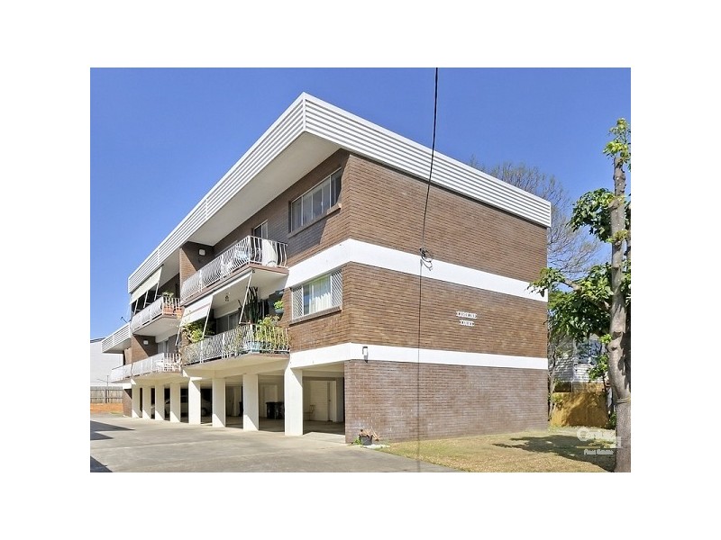 4/13 Bligh Street, Nundah QLD 4012