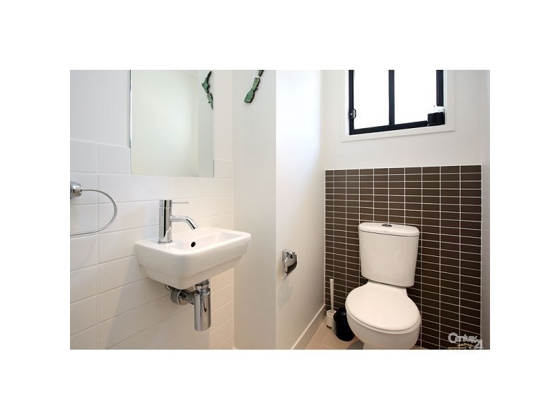 1/24 Windsor Street, Hamilton QLD 4007