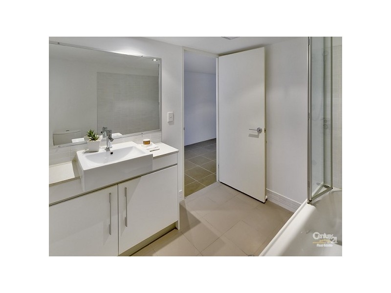 411/1 ELLA STREET, Newstead QLD 4006