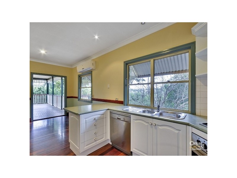 98 Grafton Street, Windsor QLD 4030