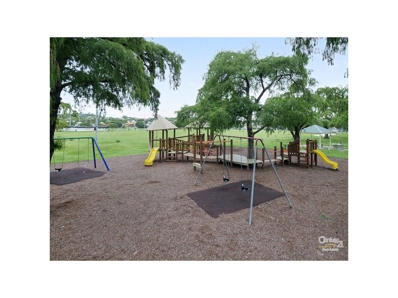 98 Grafton Street, Windsor QLD 4030