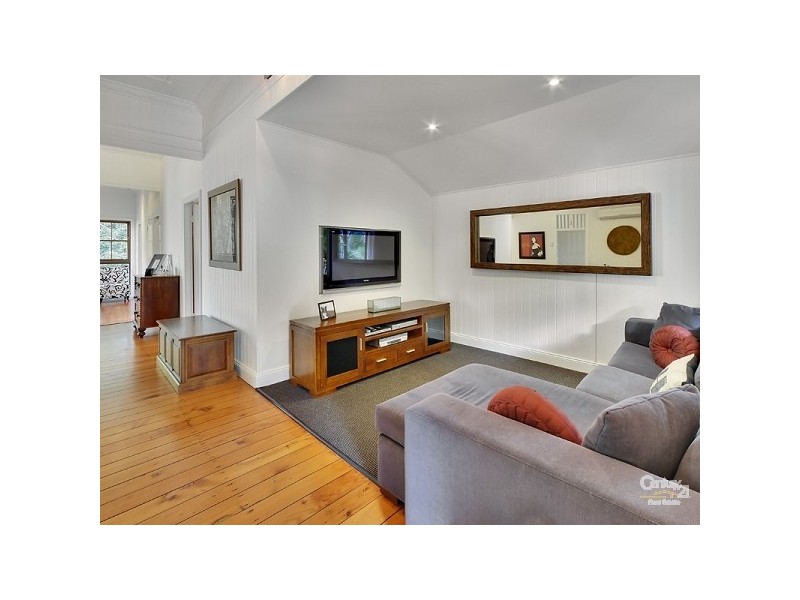 11 Fagan Road, Herston QLD 4006