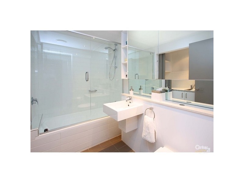 849/35 Harbour Road, Hamilton QLD 4007