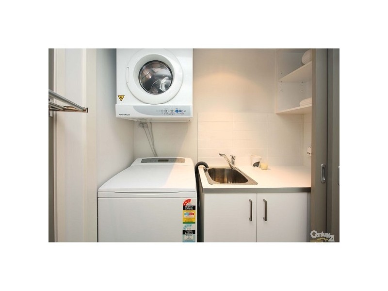 849/35 Harbour Road, Hamilton QLD 4007