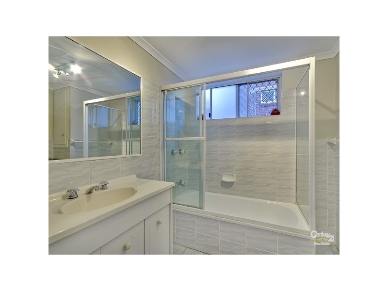 1/42 Whytecliffe St, Albion QLD 4010