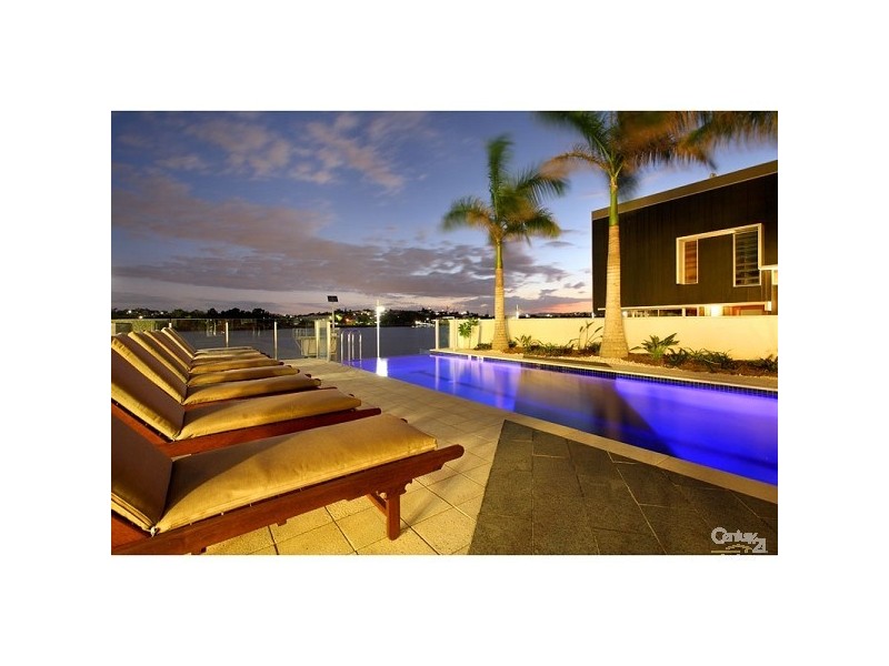 161/37 Harbour Road, Hamilton QLD 4007