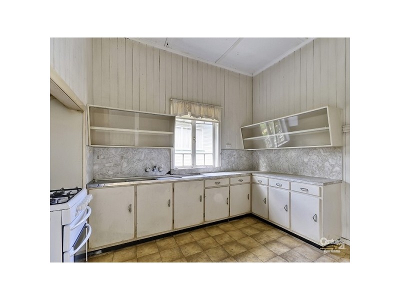 28 Arnott Street, Kedron QLD 4031