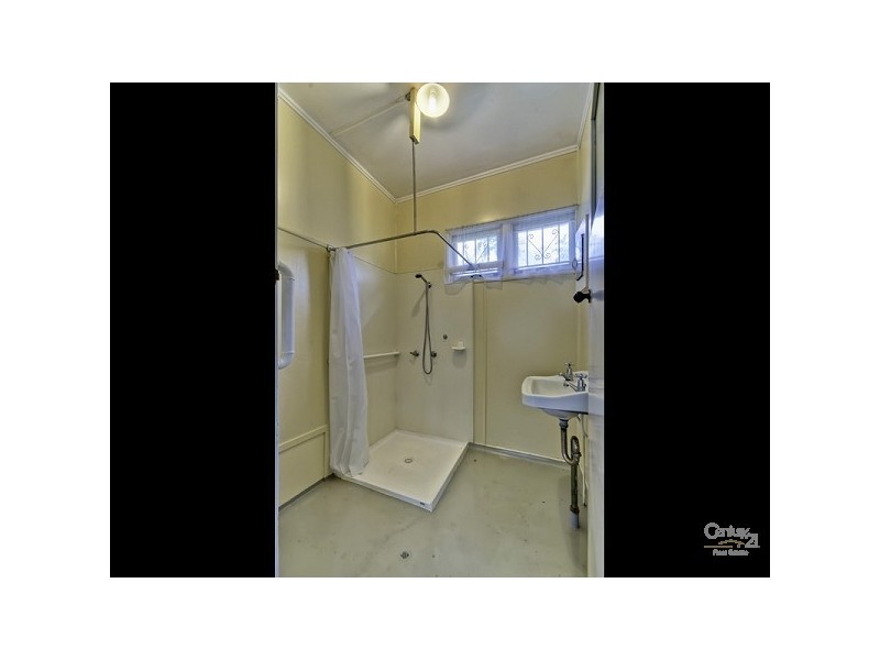 139 Dahlia Street, Cannon Hill QLD 4170