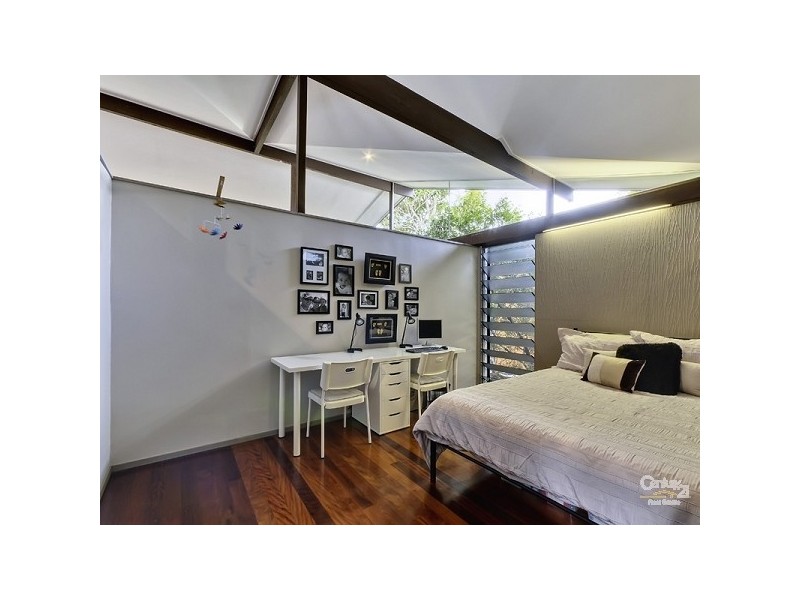 21 Eddowes Street, Kedron QLD 4031