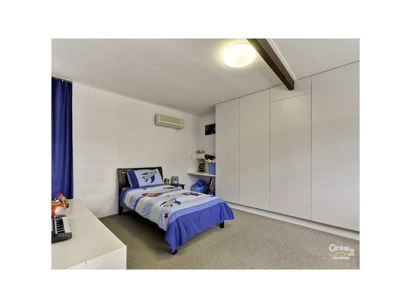 21 Eddowes Street, Kedron QLD 4031