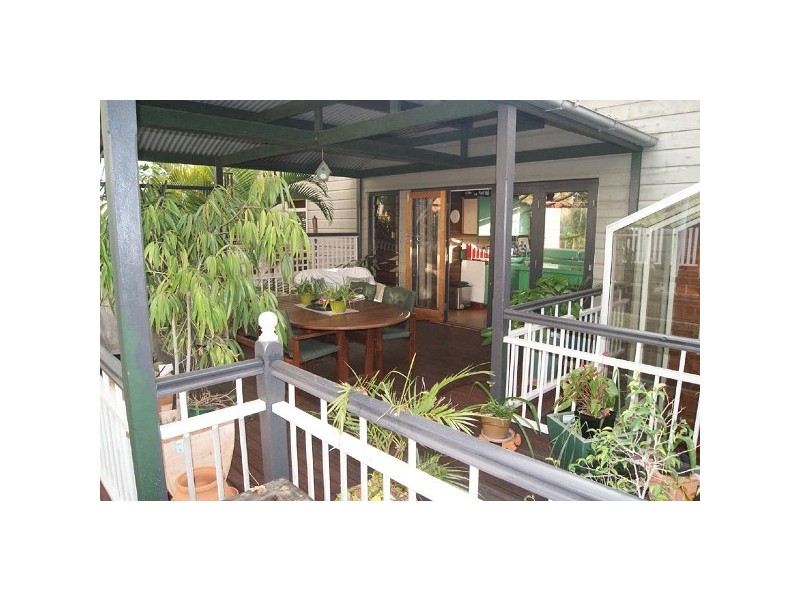 11  Fraser Street, Wooloowin QLD 4030