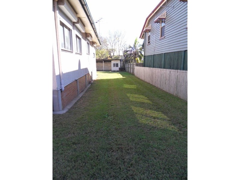 16  Hunt Street, Hamilton QLD 4007