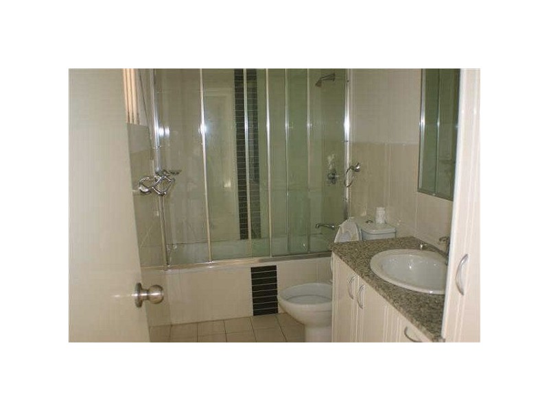 2/48  Hows Road, Nundah QLD 4012