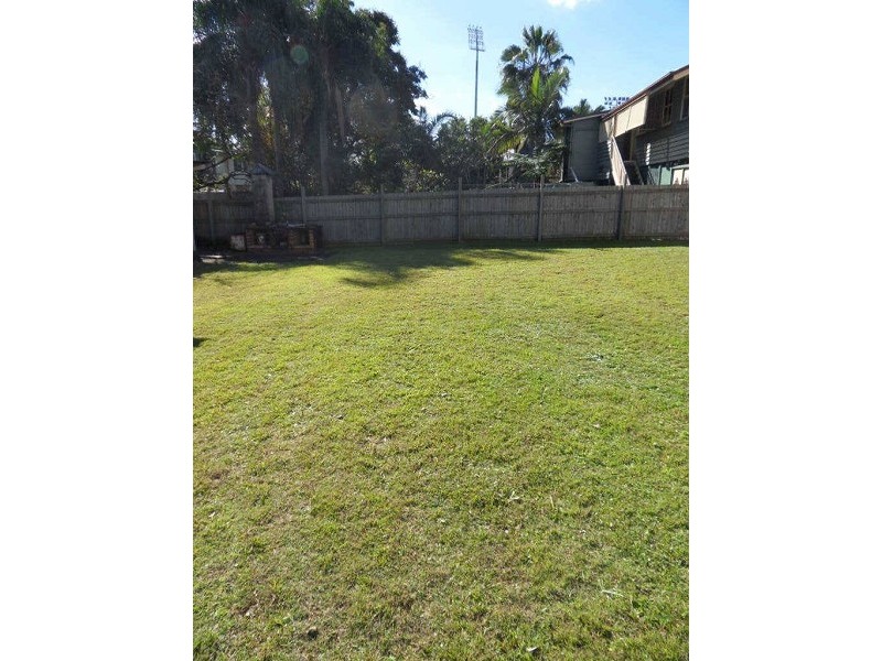 16 Hunt Street, Hamilton QLD 4007