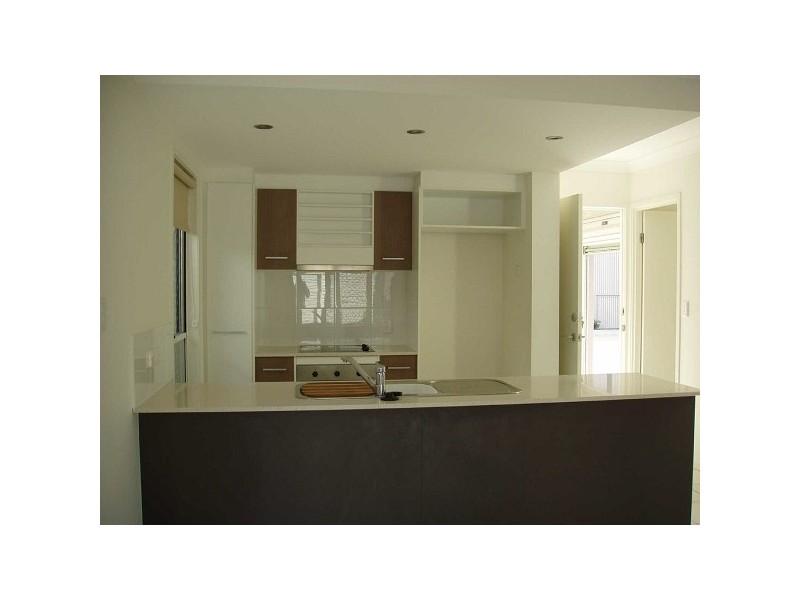 2/45  Frederick Street, Annerley QLD 4103