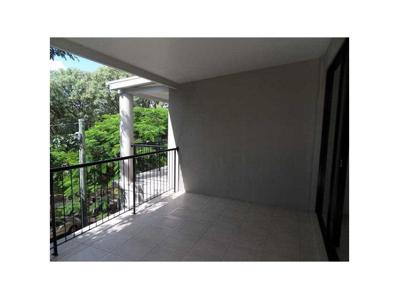 6/19  Bradbury Street, Nundah QLD 4012