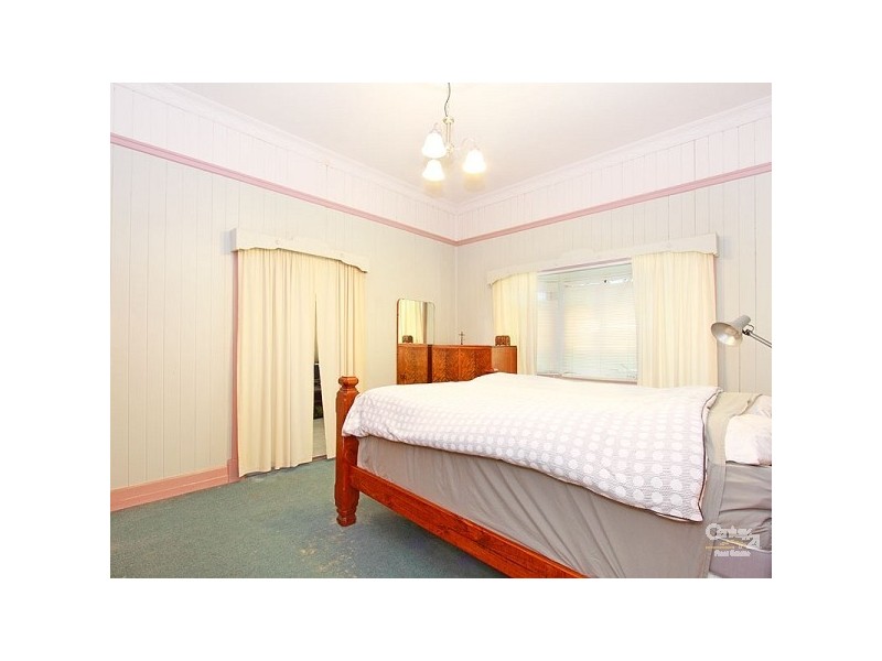 37 Lasseter Street, Kedron QLD 4031