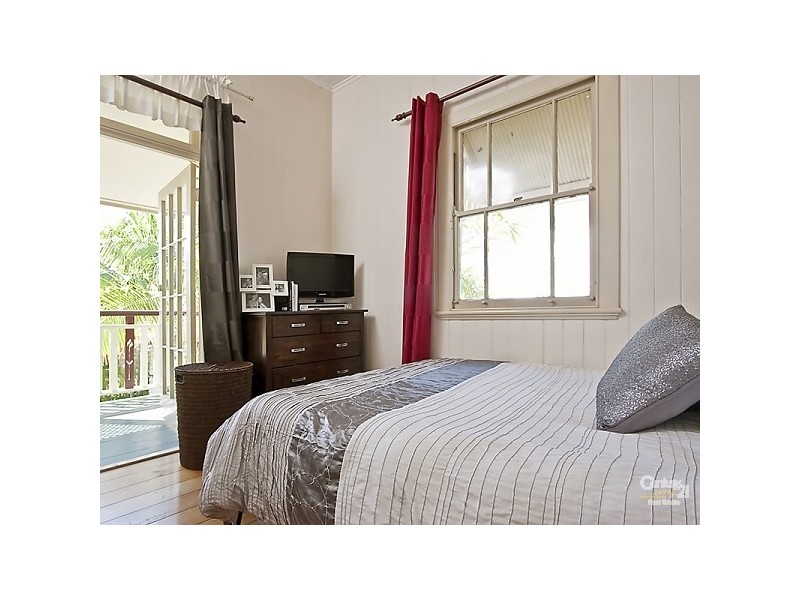 10 Erskine Street, Kedron QLD 4031