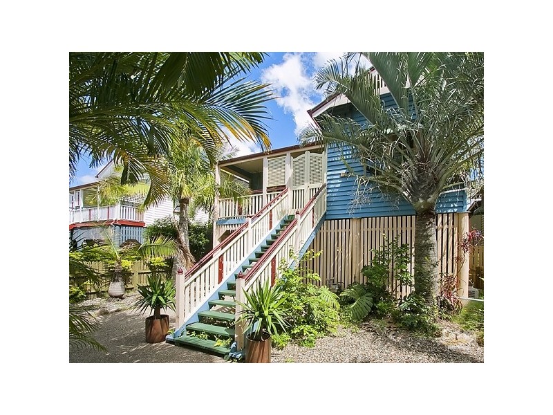 10 Erskine Street, Kedron QLD 4031