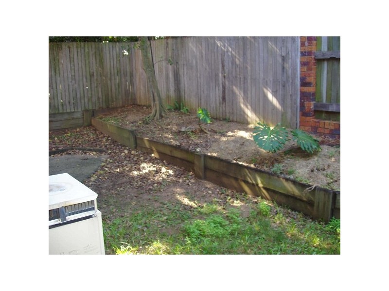 2/42  Surrey Street, Nundah QLD 4012