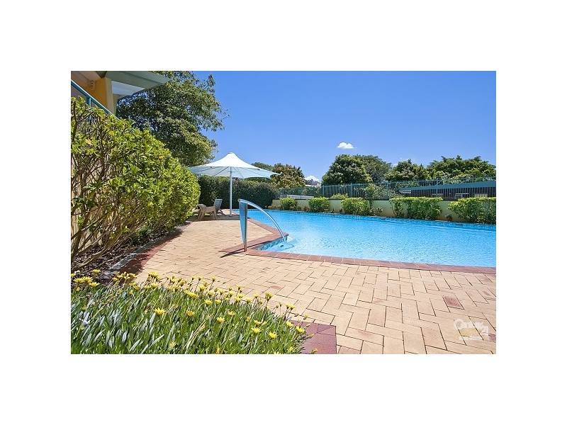 15/11 The Windemere Tower, Harbour Road, Hamilton QLD 4007