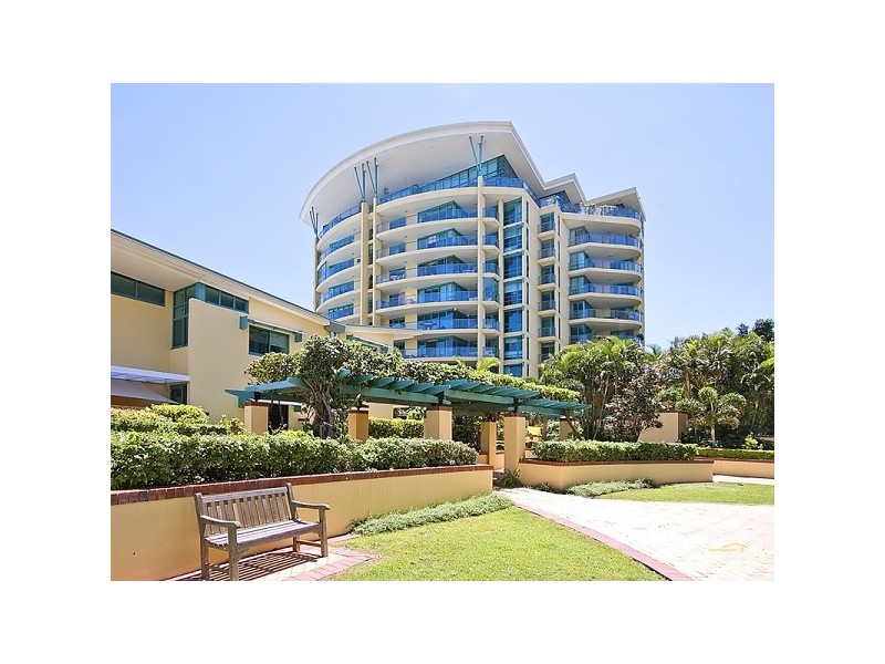 15/11 The Windemere Tower, Harbour Road, Hamilton QLD 4007