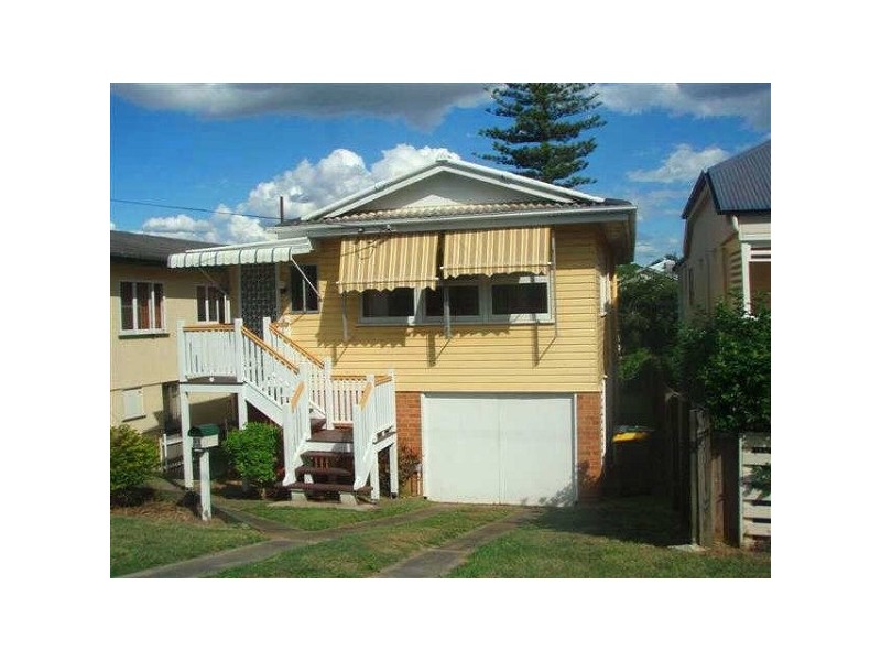 31  Lewis Street, Clayfield QLD 4011