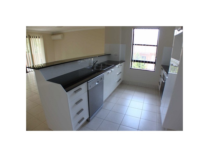 4/19  Grasspan Street, Zillmere QLD 4034