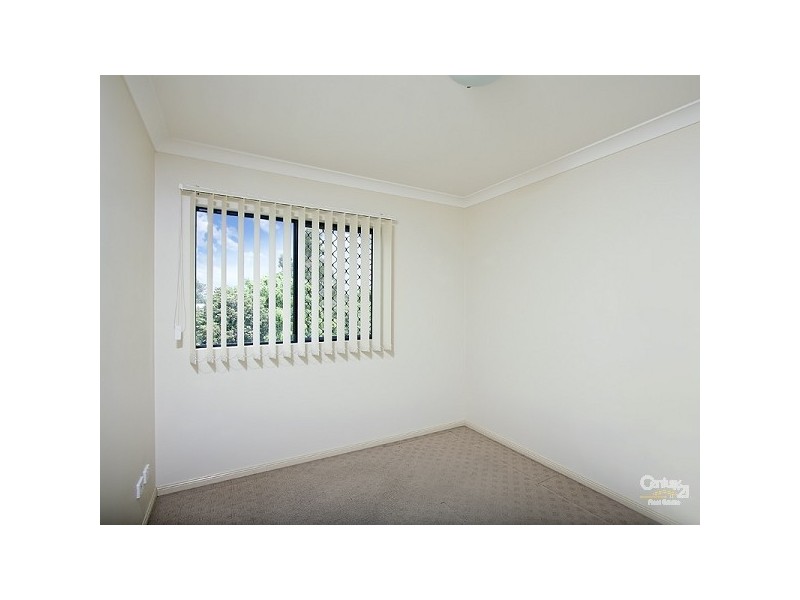 9/11 London Street, Nundah QLD 4012