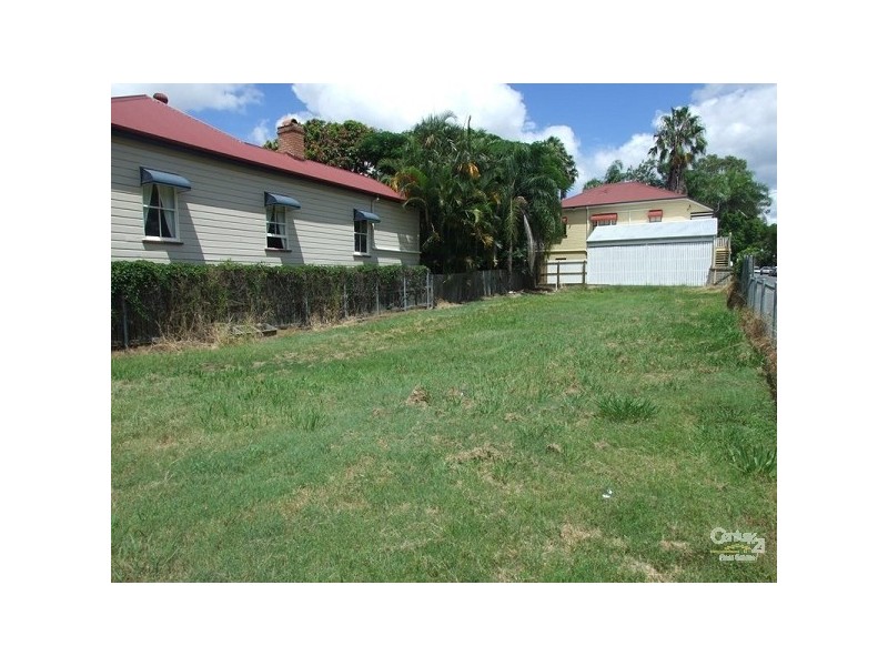 10 Neville Street, Kangaroo Point QLD 4169