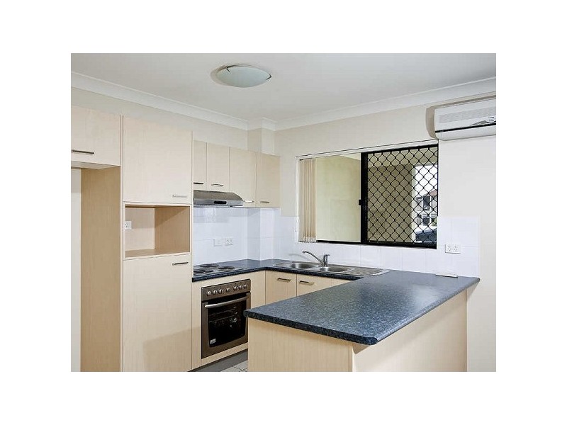 9/11  London St, Nundah QLD 4012