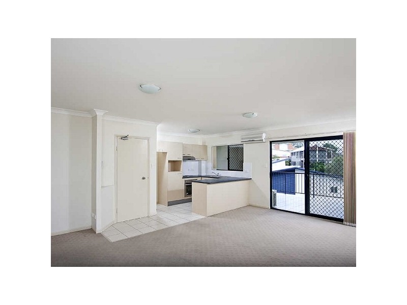 9/11  London St, Nundah QLD 4012