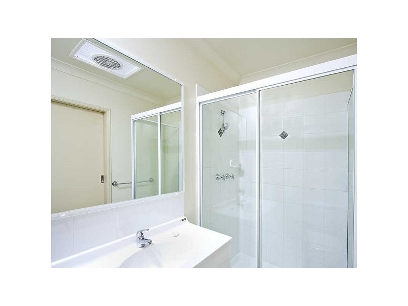 9/11  London St, Nundah QLD 4012