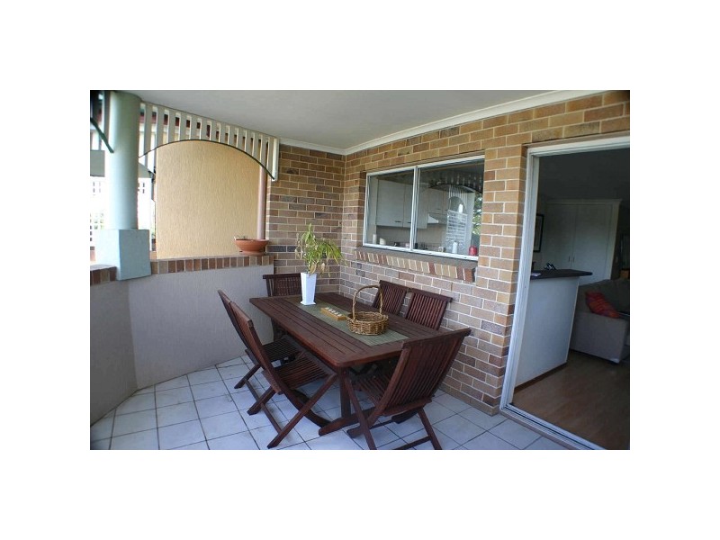 3/12  Little Street, Albion QLD 4010