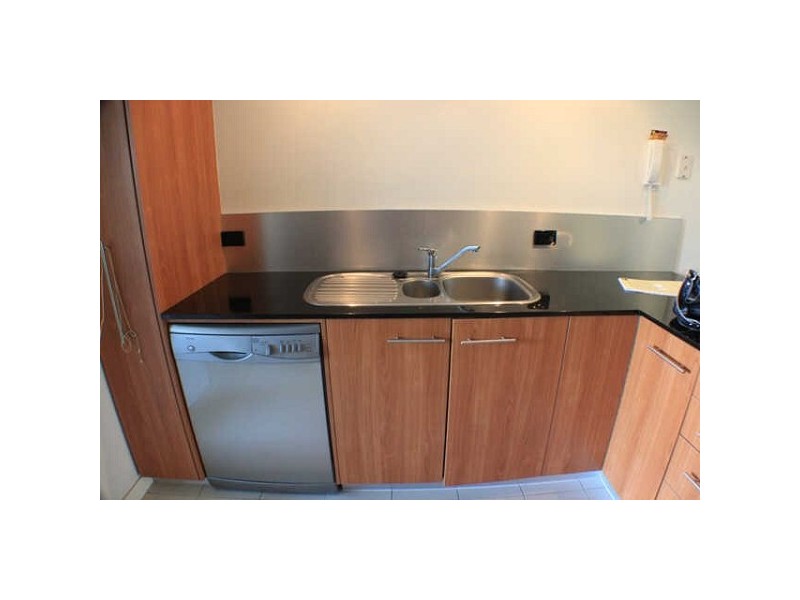 9/17  Duke Street, Nundah QLD 4012