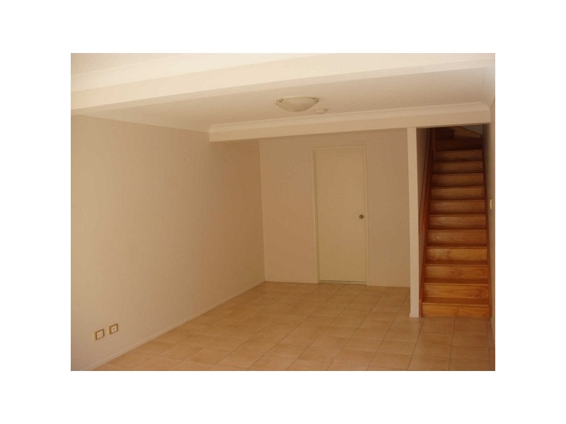 2/92  Eton Street, Nundah QLD 4012