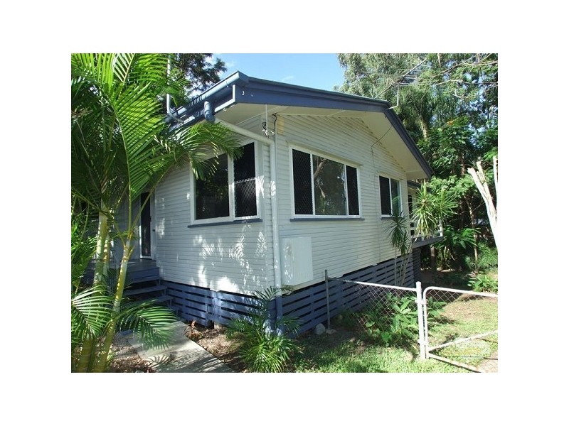 38 Normanton Street, Stafford Heights QLD 4053