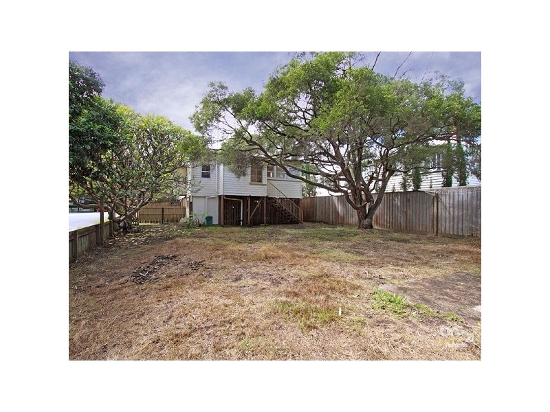 32 Jackson Street, Clayfield QLD 4011