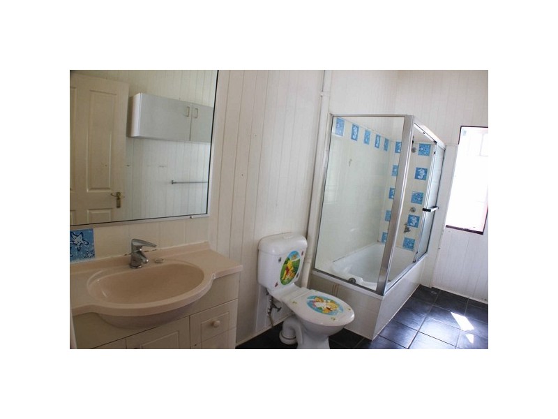 746  Sandgate Road, Clayfield QLD 4011