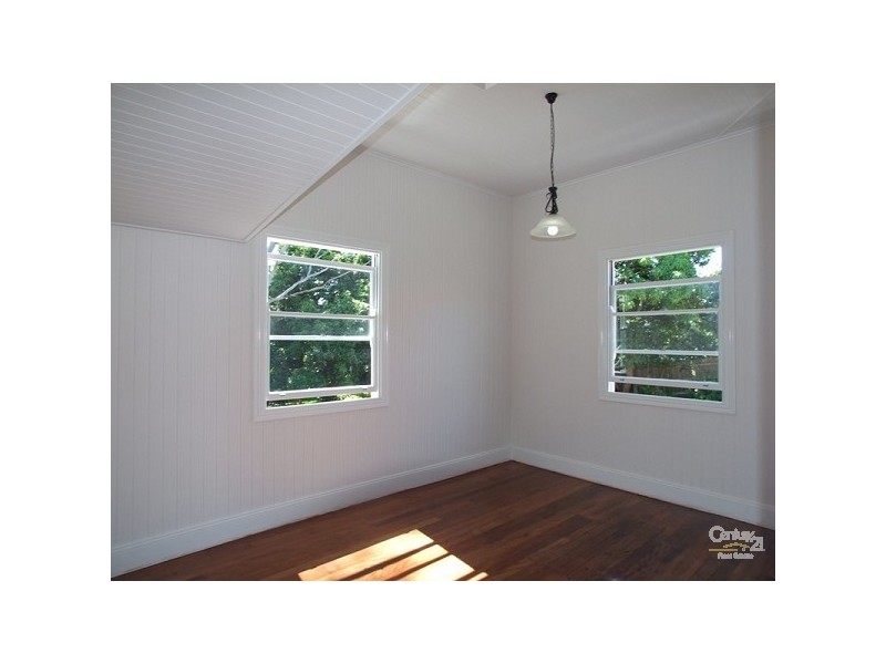 30 Thorrold Street, Wooloowin QLD 4030