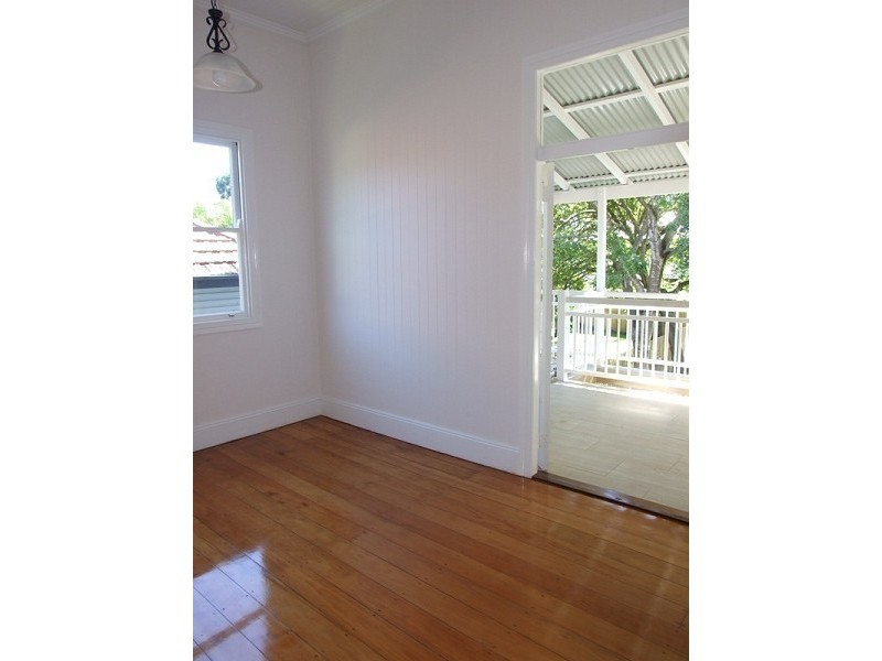 30 Thorrold Street, Wooloowin QLD 4030