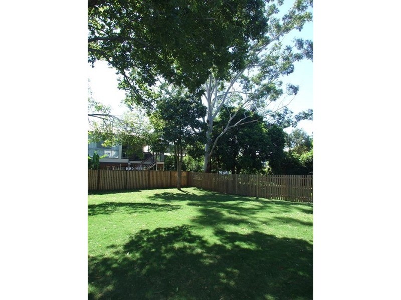 30 Thorrold Street, Wooloowin QLD 4030