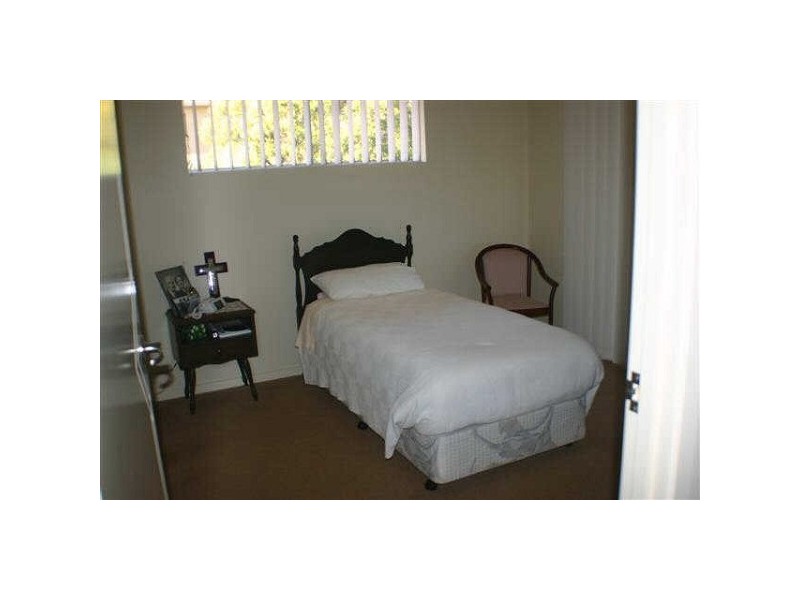 15/27  Harbour Road, Windermere Tower, Hamilton QLD 4007